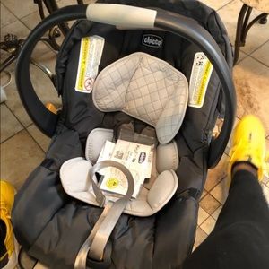 Chicco Infant Carseat
